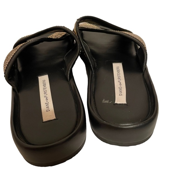 DVF Diane Von Furstenberg Gold Metallic Slides Size 7 Comfy - Picture 7 of 11